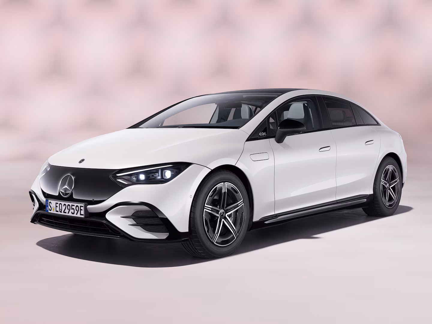 Mercedes EQE Sedan 350+ AMG Edition privatleasing